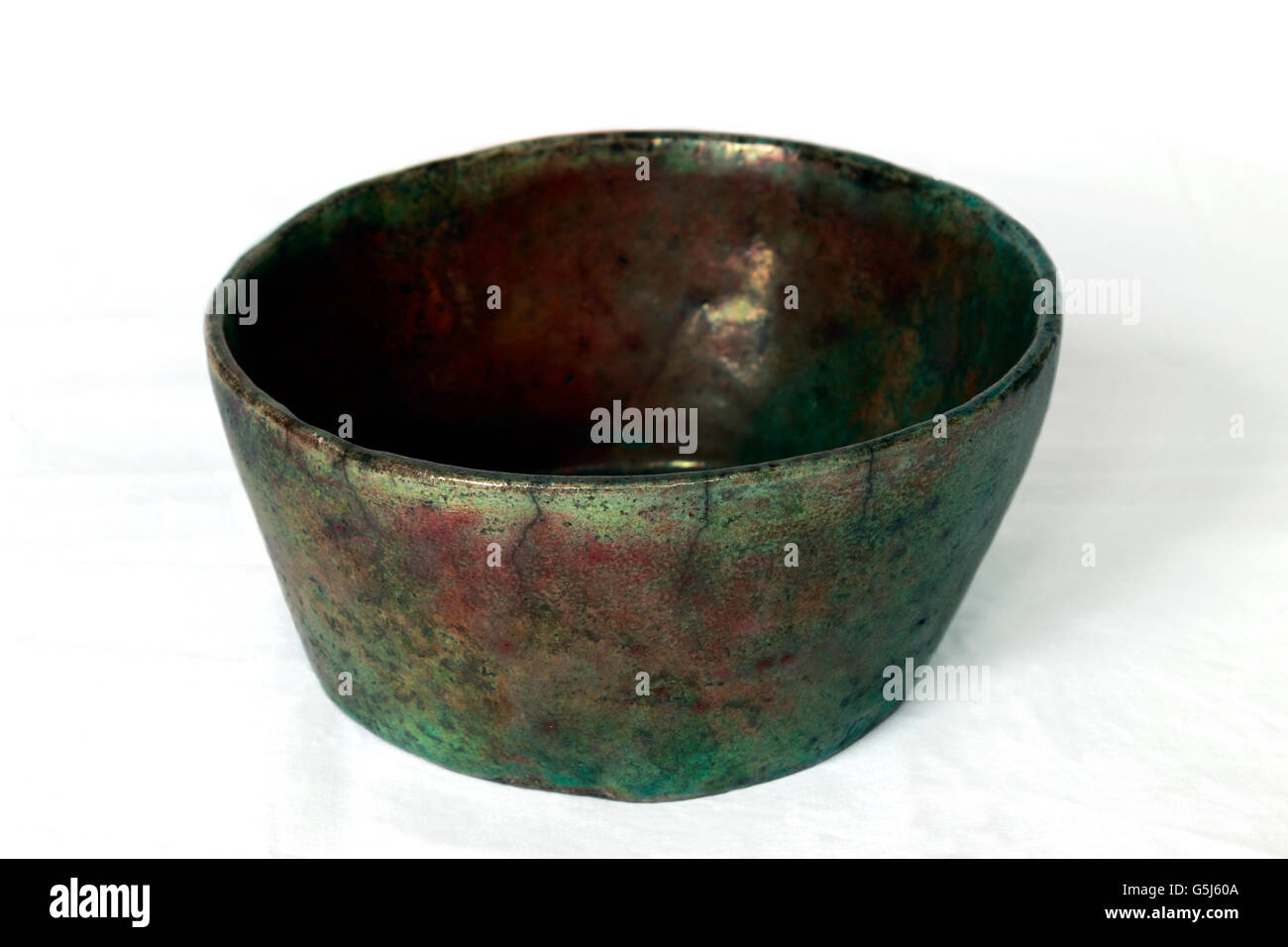 Pot en céramique poterie raku fired pot Banque D'Images