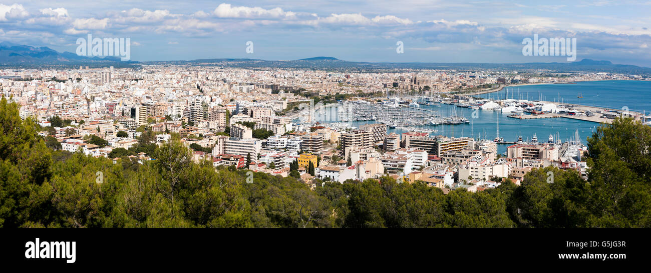 Vue panoramique horizontal (3 photo) aerial cityscape de Palma, Majorque. Banque D'Images