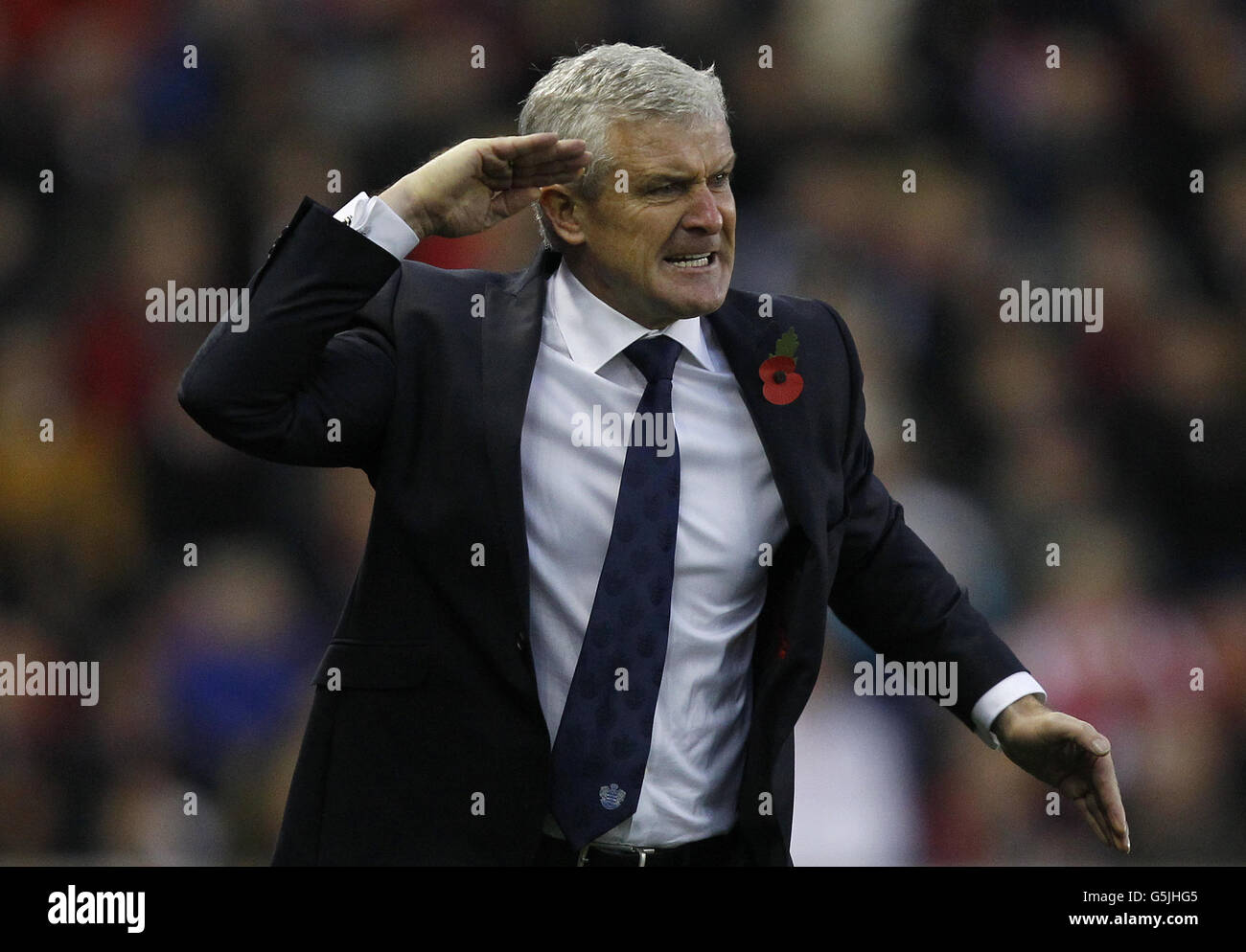 Soccer - Barclays Premier League Soccer - Stoke City v Queens Park Rangers - Britannia Stadium.Mark Hughes, directeur des Queens Park Rangers, réagit lors du match de la Barclays Premier League au Britannia Stadium, Stoke. Banque D'Images