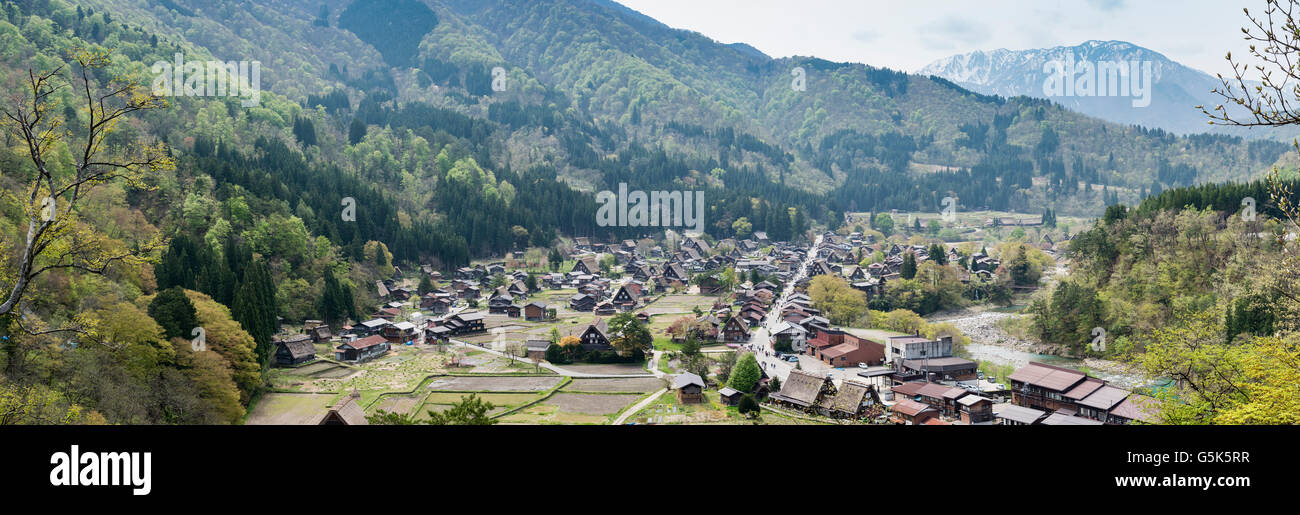 Vue panoramique de Ogimachi, Hida Folk Village Shirakawa-go, Japon Banque D'Images
