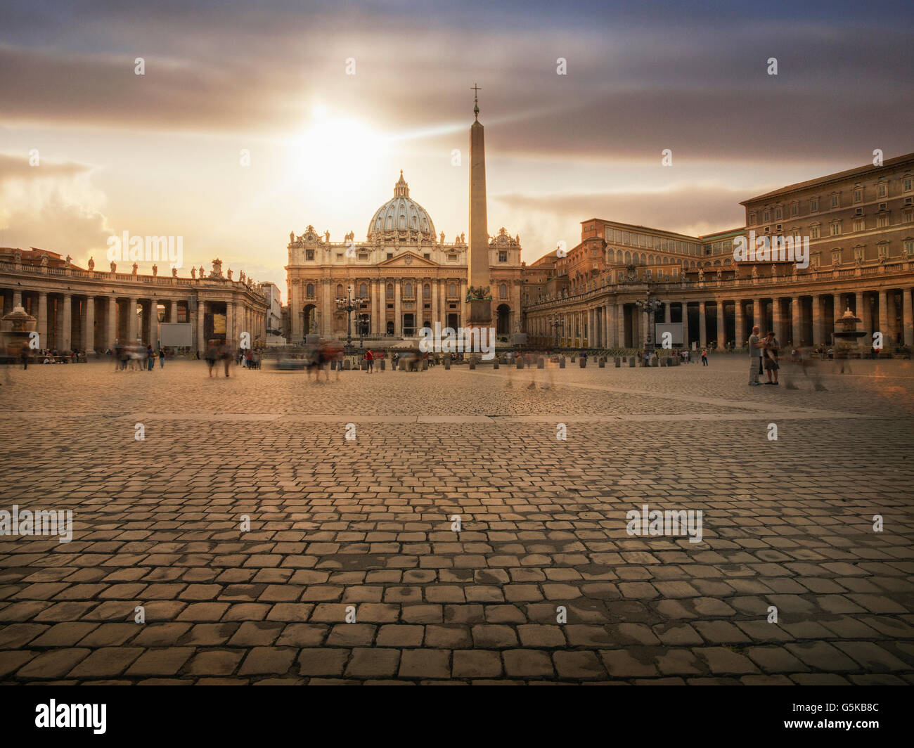 Bâtiments ornés et de Saint Peters Square, Rome, Latium, Italie Banque D'Images