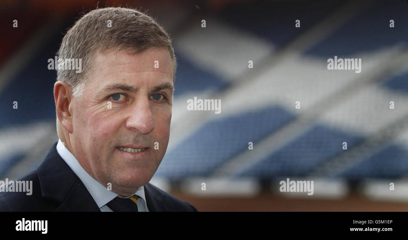Mark McGhee, assistant de New Scotland, lors d'une conférence de presse à Hampden Park, Glasgow. Banque D'Images