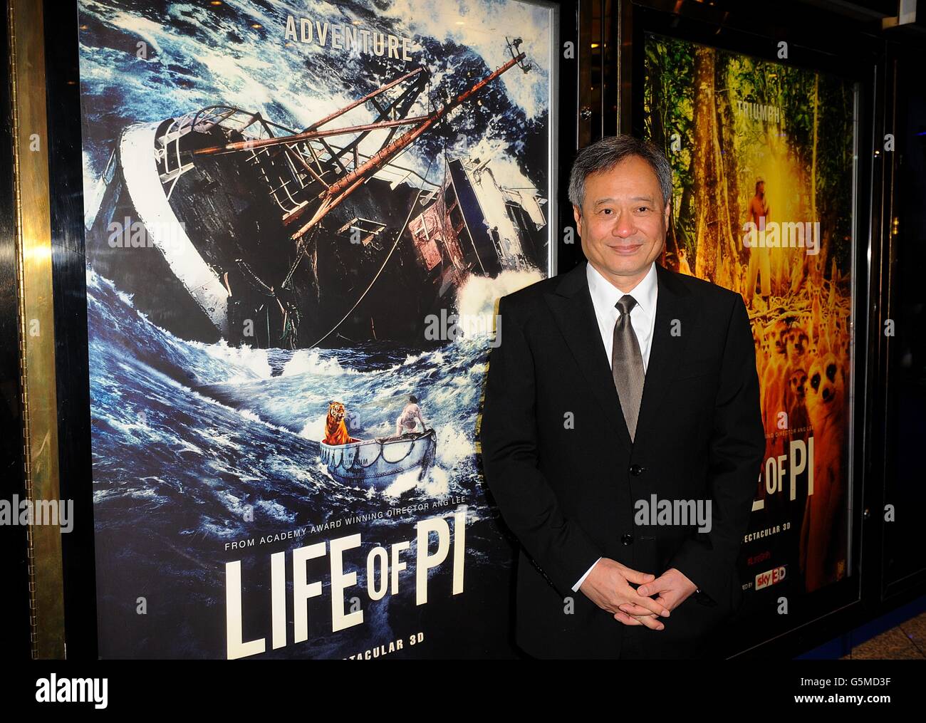 ANG Lee arrive pour la première de Life of Pi à l'Empire Leicester Square, Londres. Banque D'Images