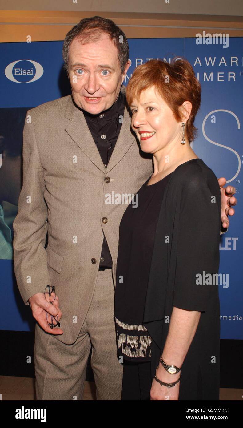 Actor jim broadbent and his wife anastasia lewis Banque de
