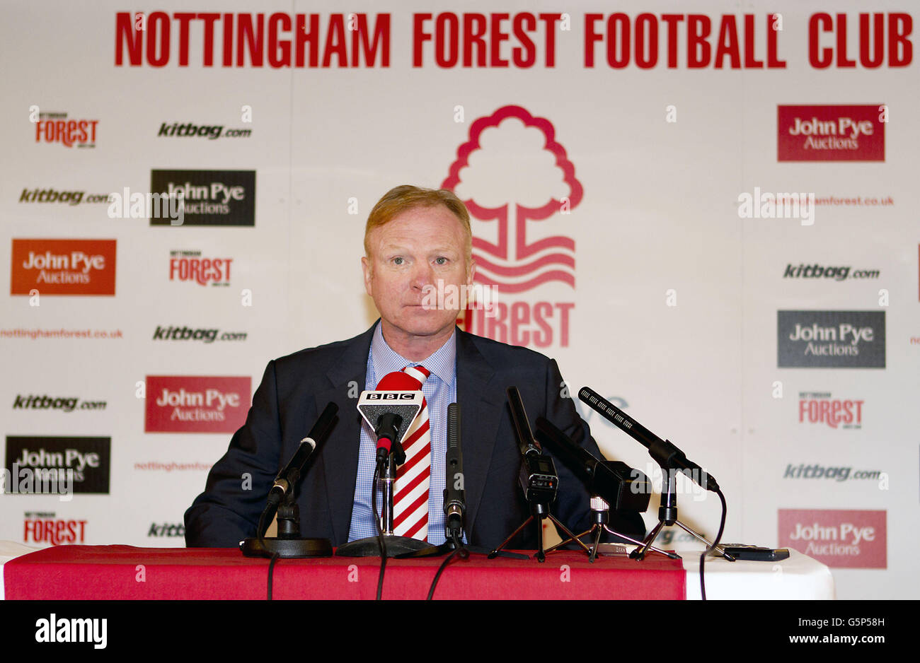 Alex McLeish, directeur de New Nottingham Forest, lors de la conférence de presse au City Ground, à Nottingham. Banque D'Images