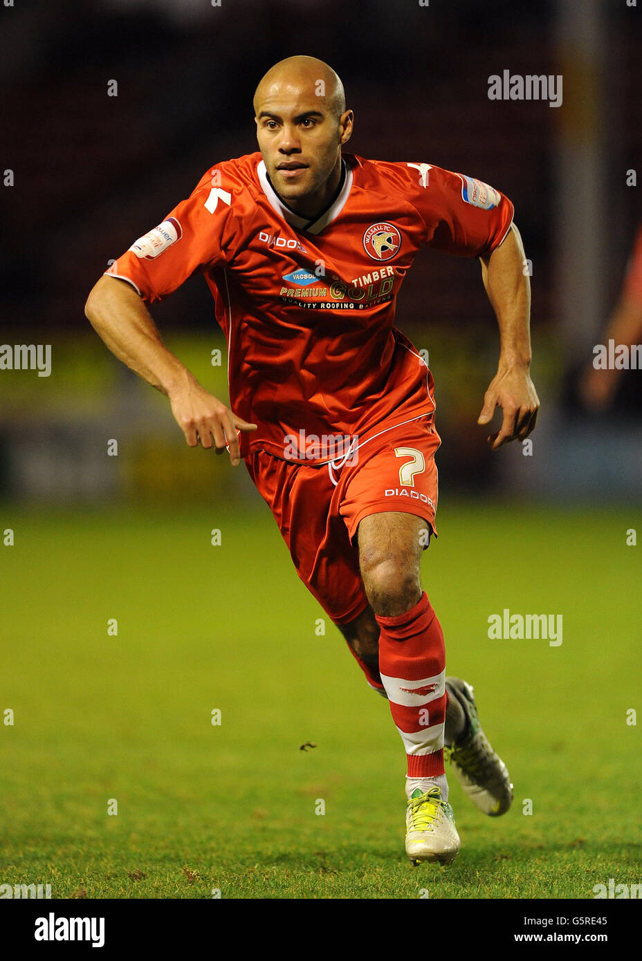 Football - npower football League One - Walsall v Portsmouth - Banks's Stadium. Adam Chambers, Walsall Banque D'Images