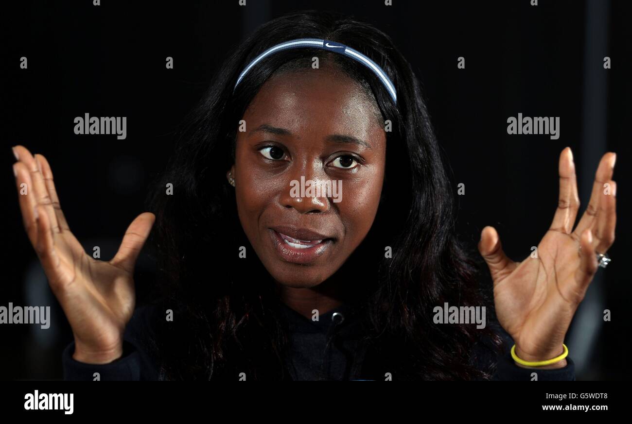 Shelly-Ann Fraser-Pryce en Jamaïque lors d'une conférence de presse à l'hôtel Crowne Plaza de Birmingham. Banque D'Images