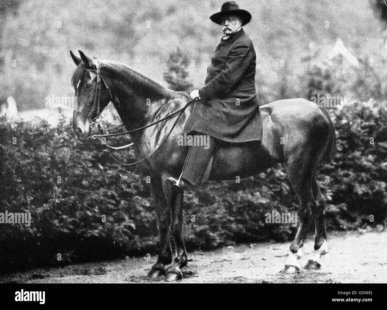 Bismarck, Otto von, 1.4.1815 - 30.7.1898, politicien allemand, longueur totale, à cheval, Friedrichsruh, 7.7.1890, Banque D'Images