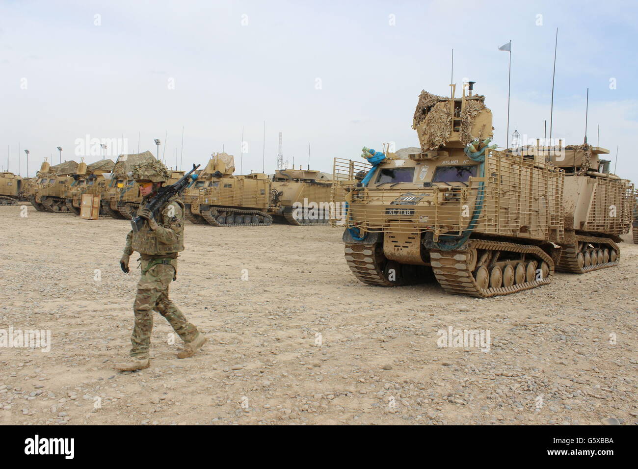 Le cavalier James McCrossan 21, de Co Antrim, qui est au service des Royal Dragoon Guards dans la province de Helmand. Banque D'Images