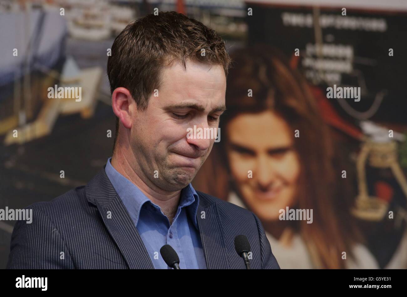 Brendan Cox, veuf de Jo Cox aborde le rassemblement à Trafalgar Square, le centre de Londres pour célébrer ce qui aurait été le 42e anniversaire de la tragique MP . Banque D'Images