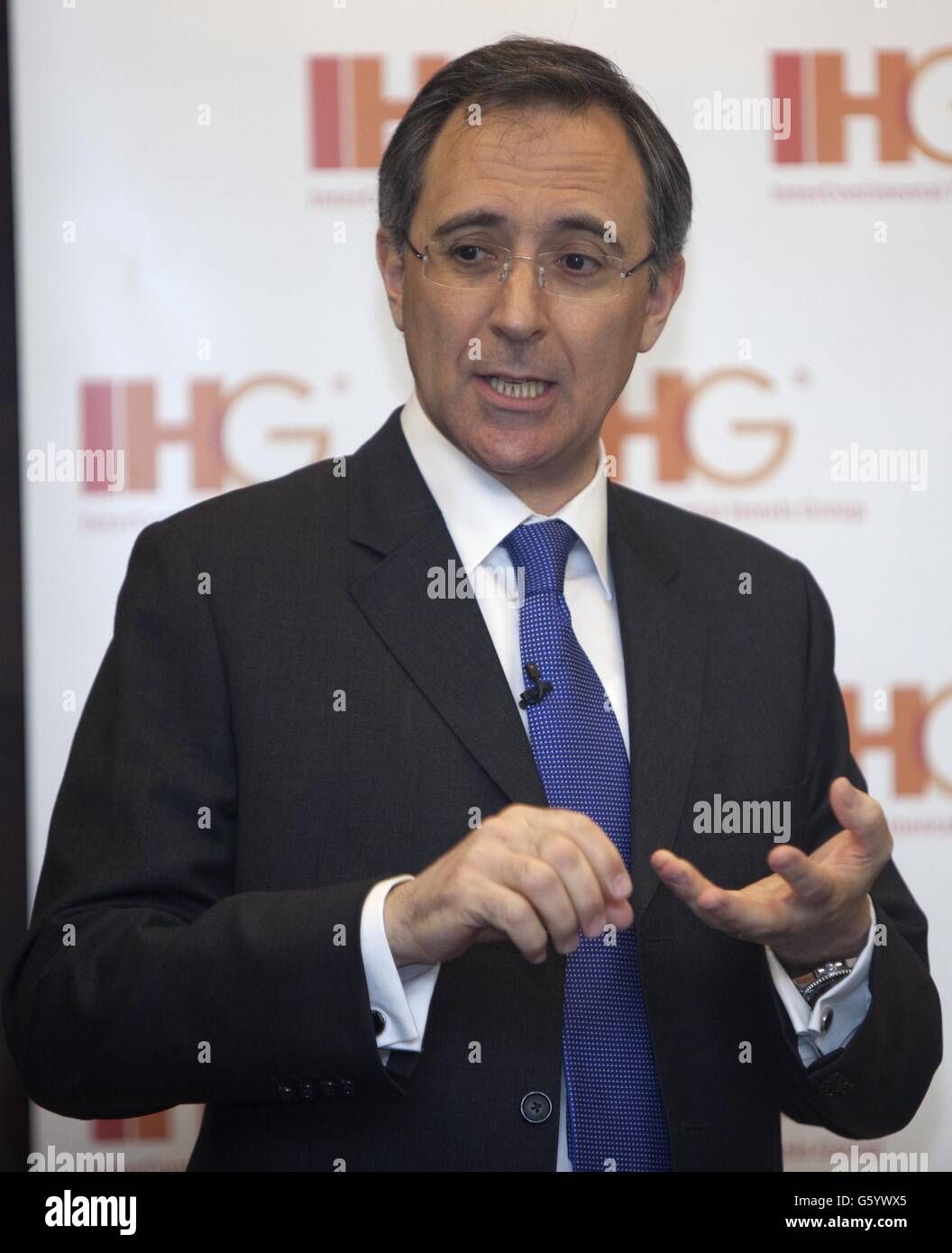 Richard Solomons, PDG d'InterContinental Hotels Group (IHG) lors d'un panel pour marquer le lancement d'un nouveau rapport IHG qui identifie les tendances qui façonneront les 10 prochaines années de voyage, à l'InterContinental London Westminster. Banque D'Images