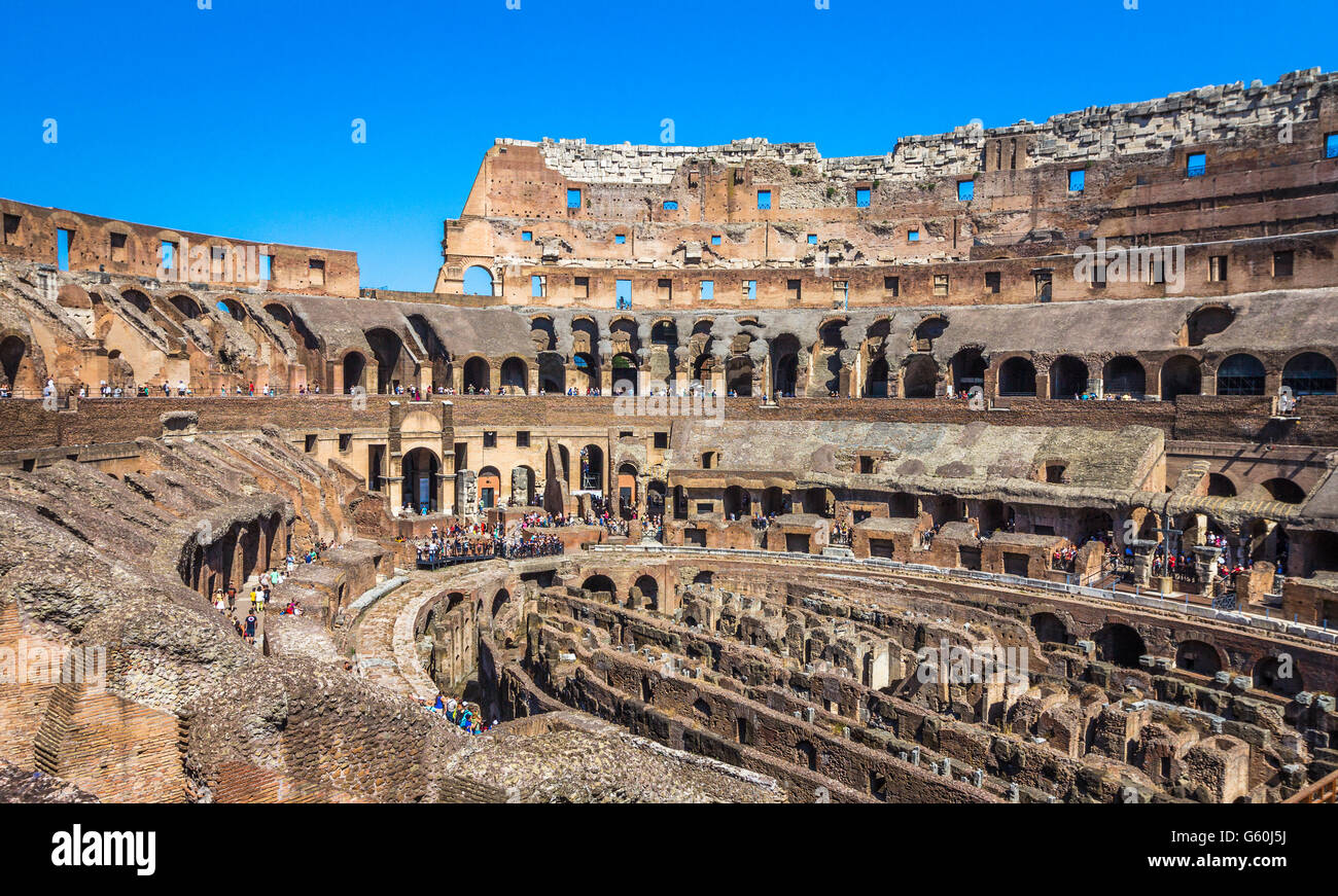Le Colisée à Rome Italie Banque D'Images