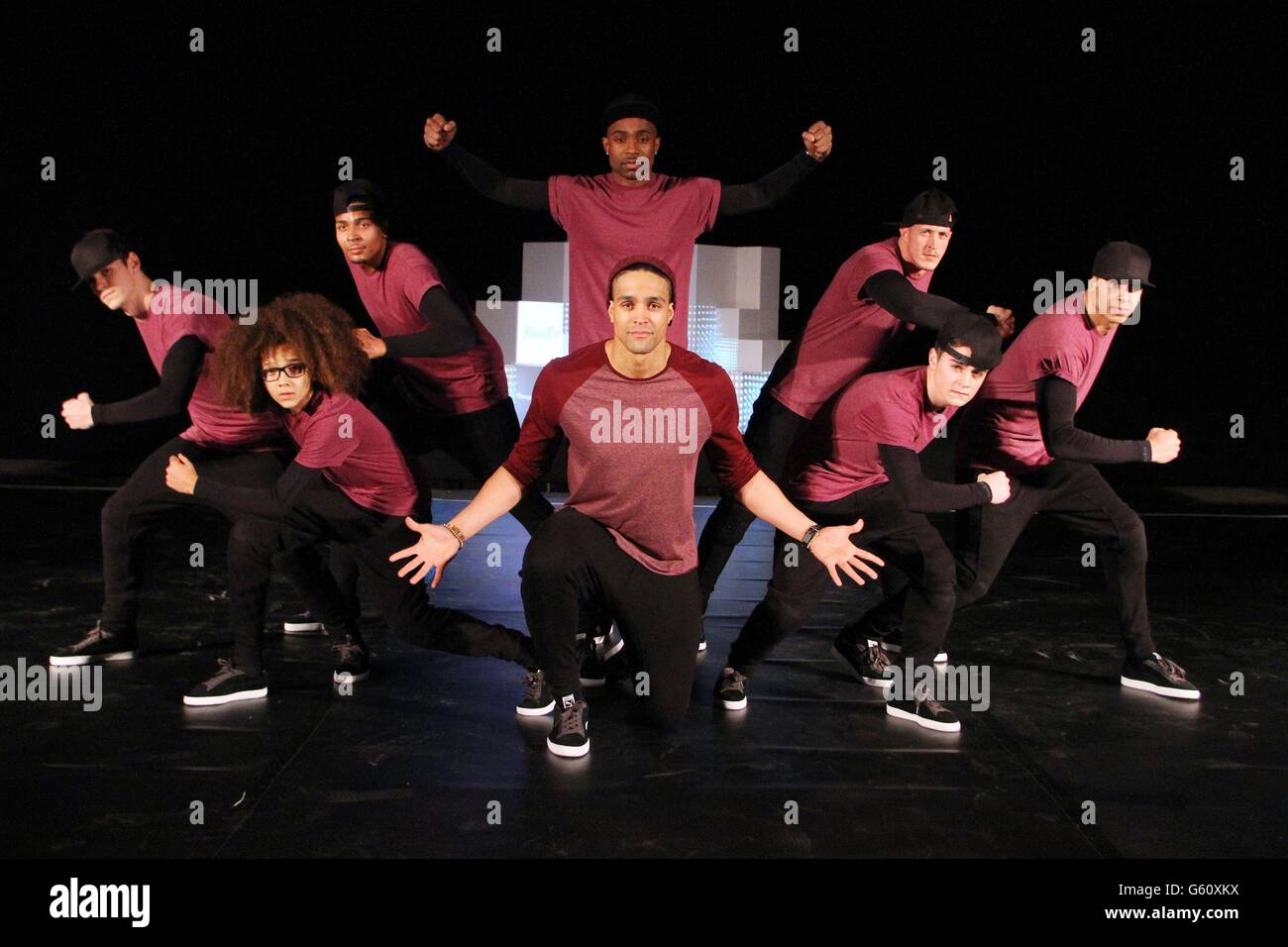 Les membres de la troupe de danse gagnante de Britain's Got Talent Diversity lancent la classe d'exercice Fitness First Diversity Street Dance au Fitness First Gym de Spitalfields, Londres. Banque D'Images