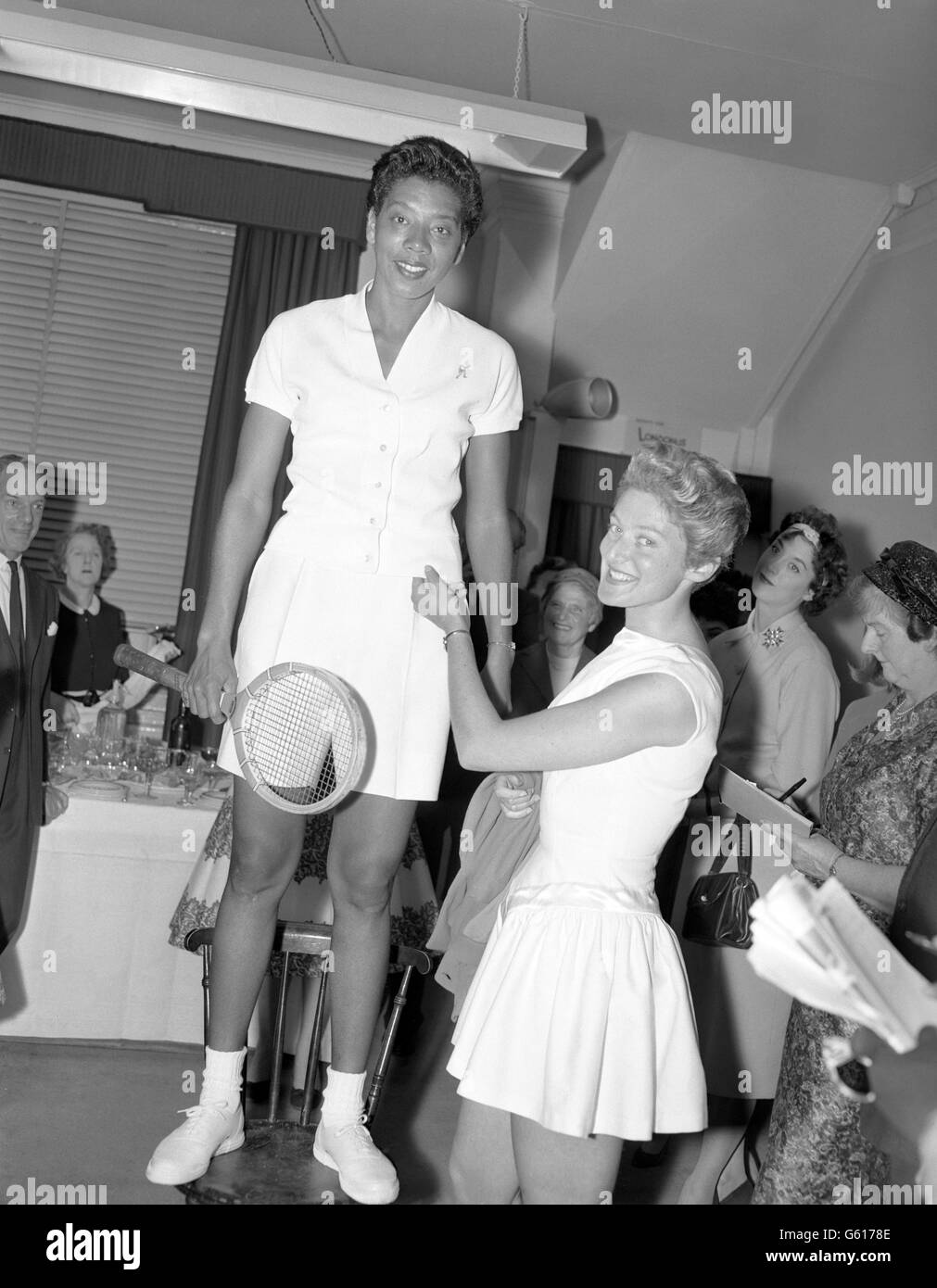 Tennis - Althea Gibson et Angela Buxton - Londres Banque D'Images