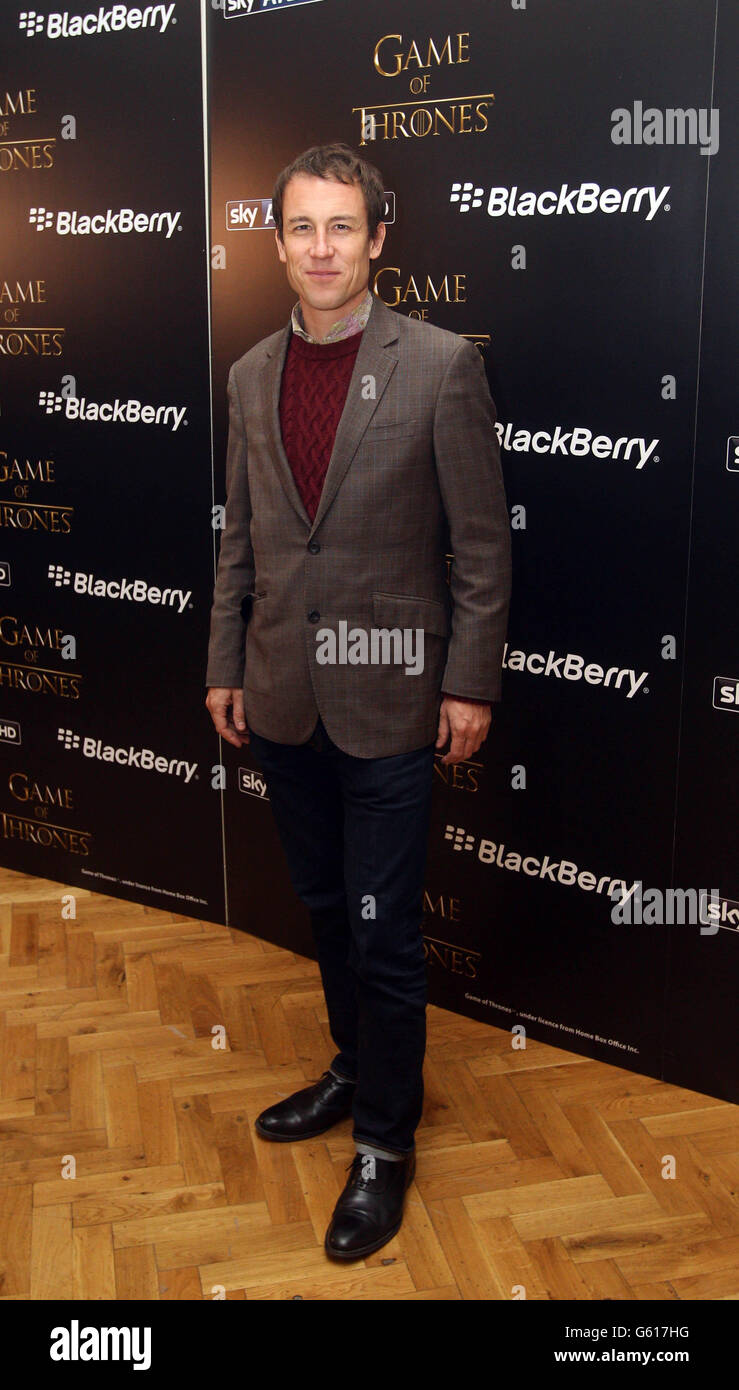 Tobias Menzies lors d'une projection du premier épisode de la série 3 de Game of Thrones, à Londres. Banque D'Images