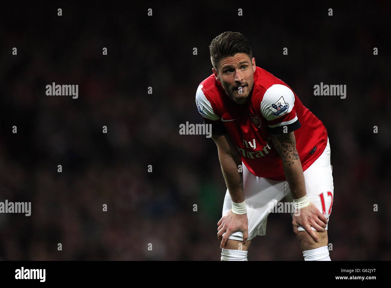 Football - Barclays Premier League - Arsenal / Everton - Emirates Stadium. Olivier Giroud d'Arsenal fait une chance manquée Banque D'Images