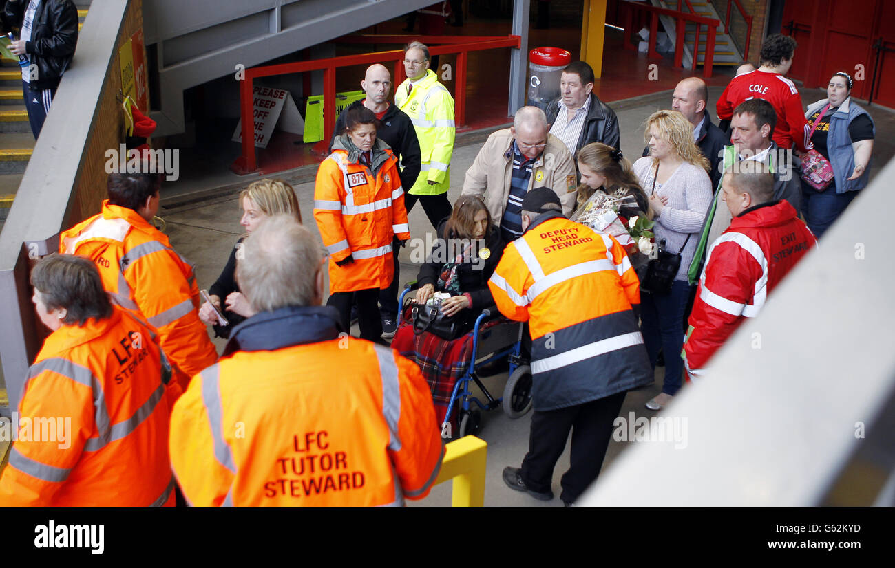 Anne Williams participe au 24e Hillsborough Disaster Anfield football Stadium, Liverpool. 96 fans de football sont morts lors de la demi-finale de la FA Cup contre Nottingham Forrest au stade Hillsborough de Sheffield. Banque D'Images