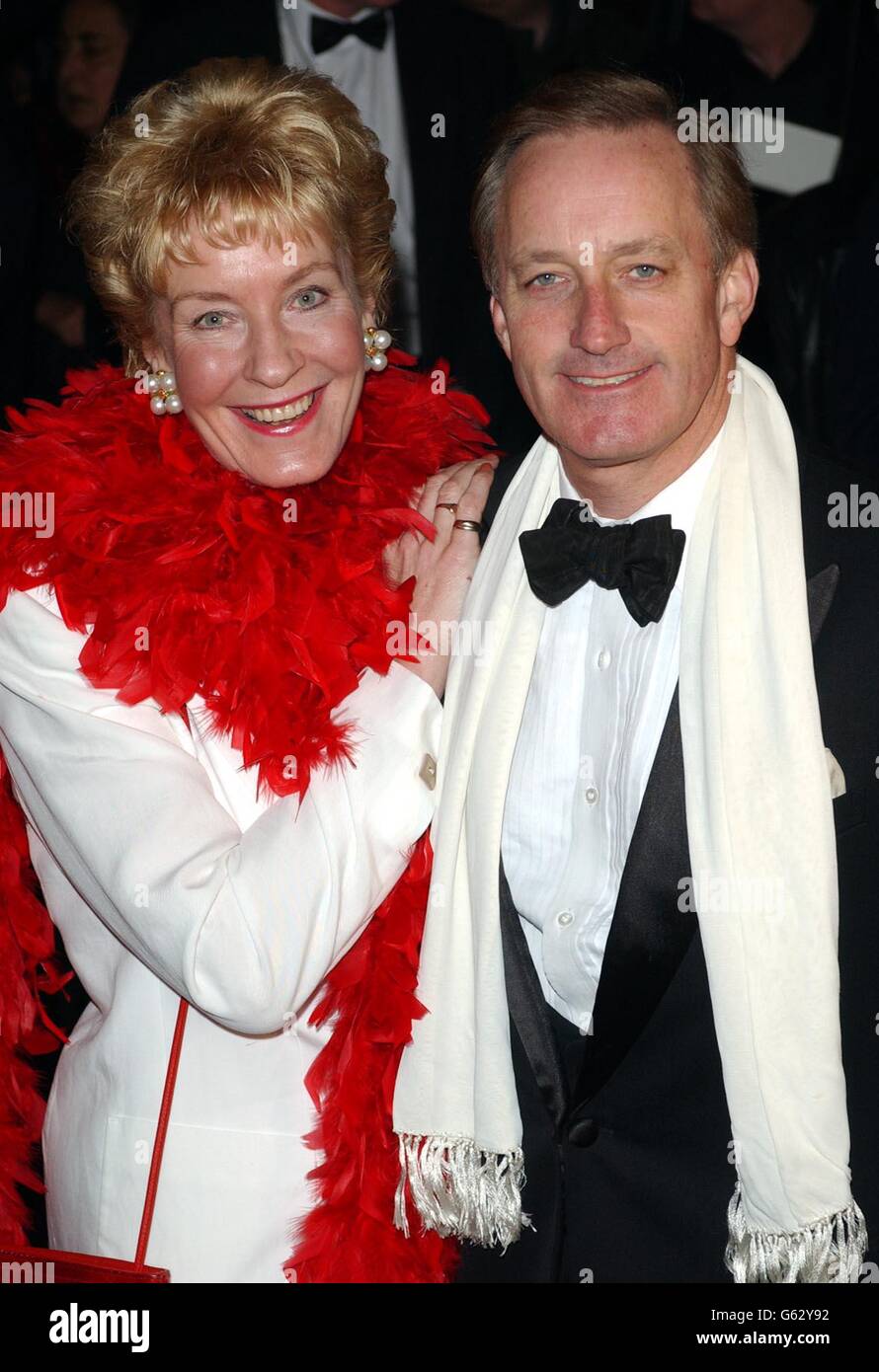 Neil et Christine Hamilton arrivent pour un avant-goût du travail du légendaire photographe hollywoodien Frank Worth au XXème siècle Theatre à l'ouest de Londres. * la collection intitulée « Worth Exposing Hollywood » comprend des photos de Frank Sinatra, Marilyn Monroe et Elizabeth Taylor. Banque D'Images