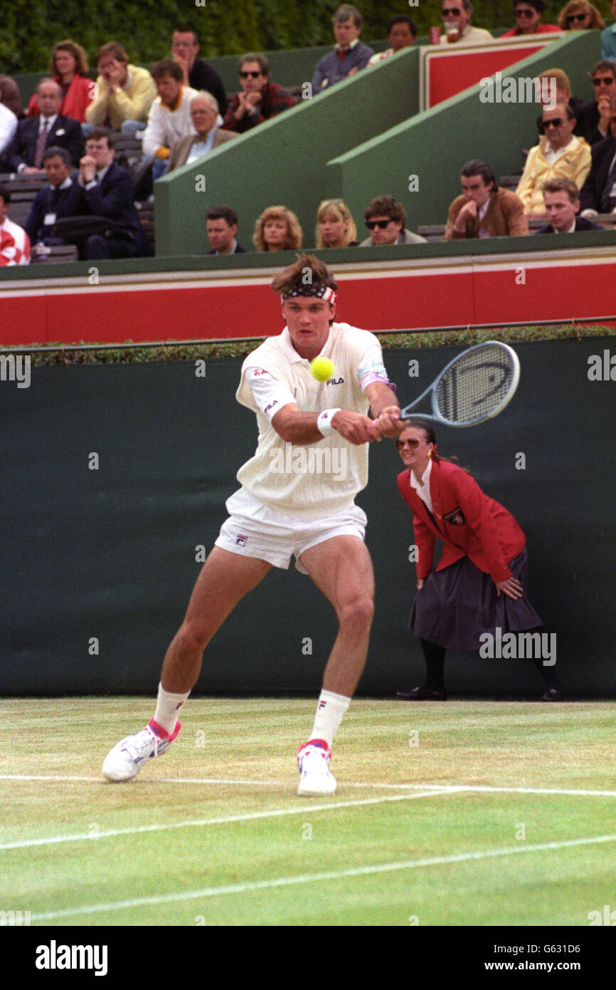 Le joueur américain de tennis David Wheaton, qui a battu son homologue américain Michael Chang, en action lors des championnats Stella Artois au Queen's Club de Londres. Banque D'Images
