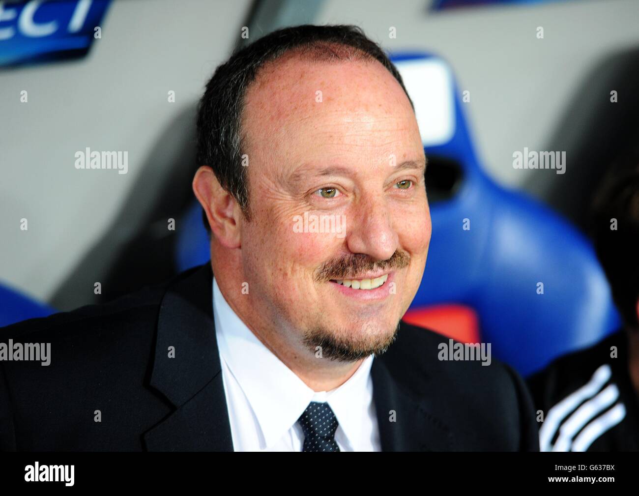 Football - UEFA Europa League - semi final - First Leg - FC Basel / Chelsea - St Jakob-Park. Rafael Benitez, directeur intérimaire de Chelsea Banque D'Images Football - UEFA Europa League - semi final - First Leg - FC Basel / Chelsea - St Jakob-Park. Rafael Benitez, directeur intérimaire de Chelsea Banque D'Images