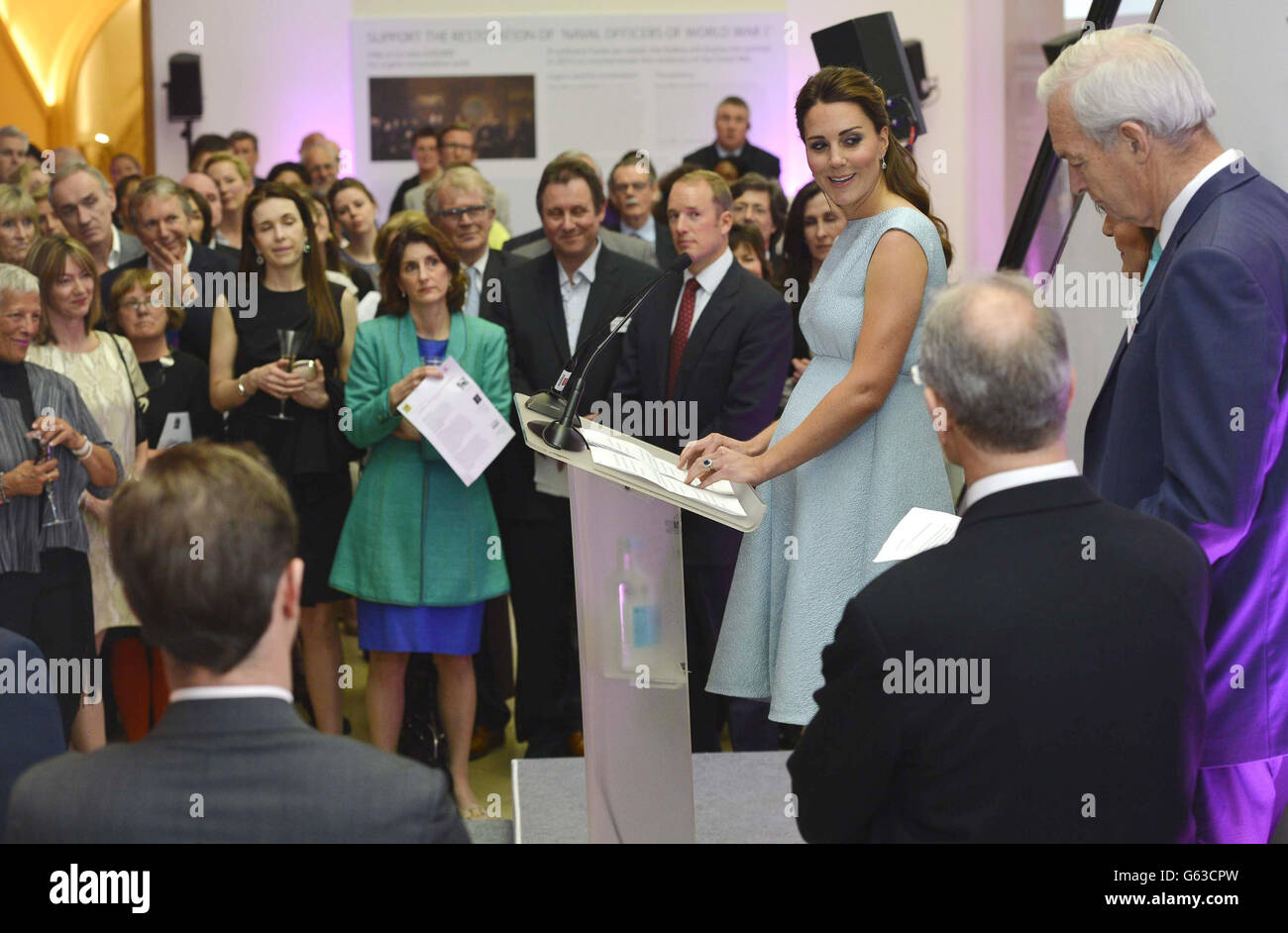 La duchesse de Cambridge s'exprime lors d'une visite au National Portrait Gallery, Londres, pour célébrer le travail de l'œuvre de l'œuvre de charité Art Room. Banque D'Images