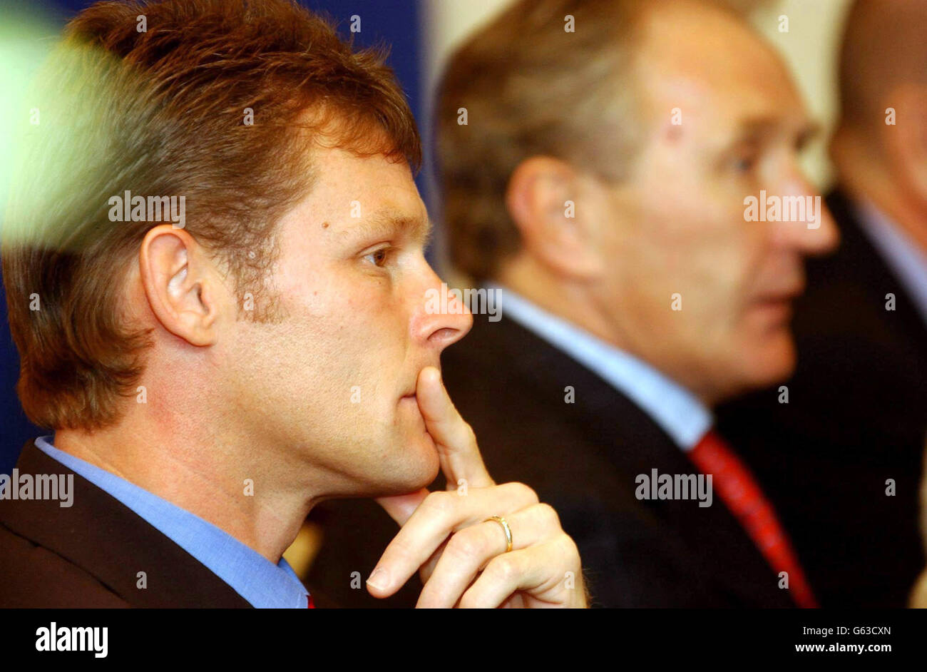 Howard Wilkinson (à droite) comme il a été dévoilé comme nouveau directeur de Sunderland avec son assistant Steve Cotterill au stade de Light, Sunderland. Banque D'Images