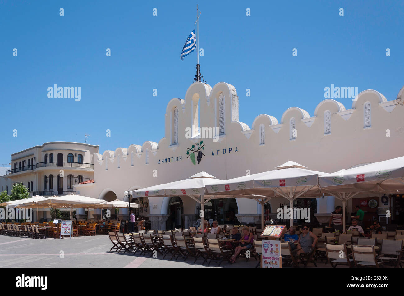 Édifice du marché municipal, Place Eleftherias, Kos Town, Kos (Cos), du Dodécanèse, Grèce, région sud de la Mer Egée Banque D'Images