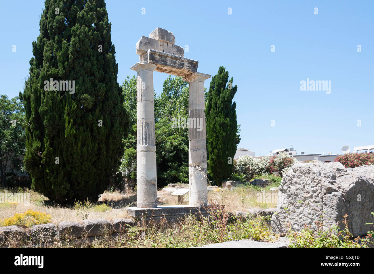 Colonne à Site archéologique de l'Harbour Trimestre Agora, Kos Town, Kos (Cos), du Dodécanèse, Grèce, région sud de la Mer Egée Banque D'Images