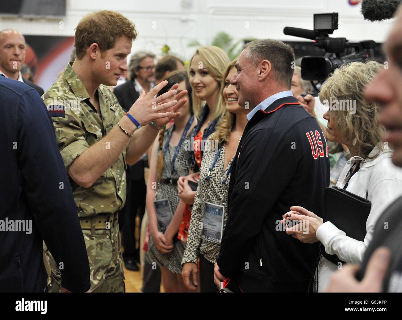 Le Prince Harry rencontre des personnalités clés du comité olympique américain lors d'une réception et d'un brunch au début des Jeux du guerrier, au centre d'entraînement olympique des États-Unis, à Colorado Springs, aux États-Unis. Banque D'Images