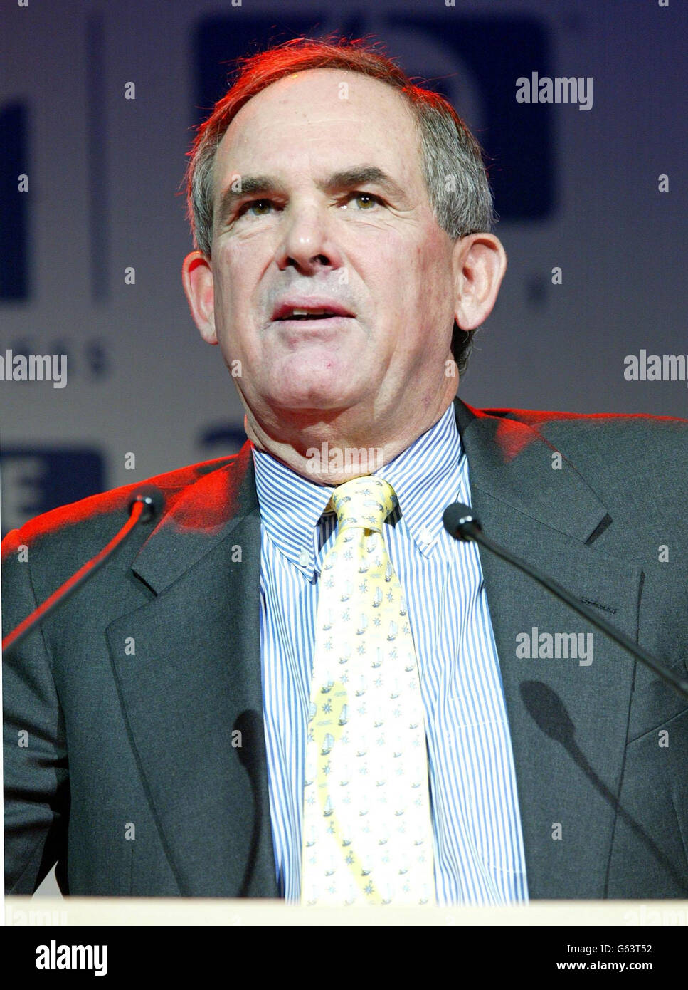 Hardwick Simmons, Président-directeur général du marché boursier Nasdaq, prenant la parole à la Conférence CBI au centre G-Mex de Manchester. Banque D'Images