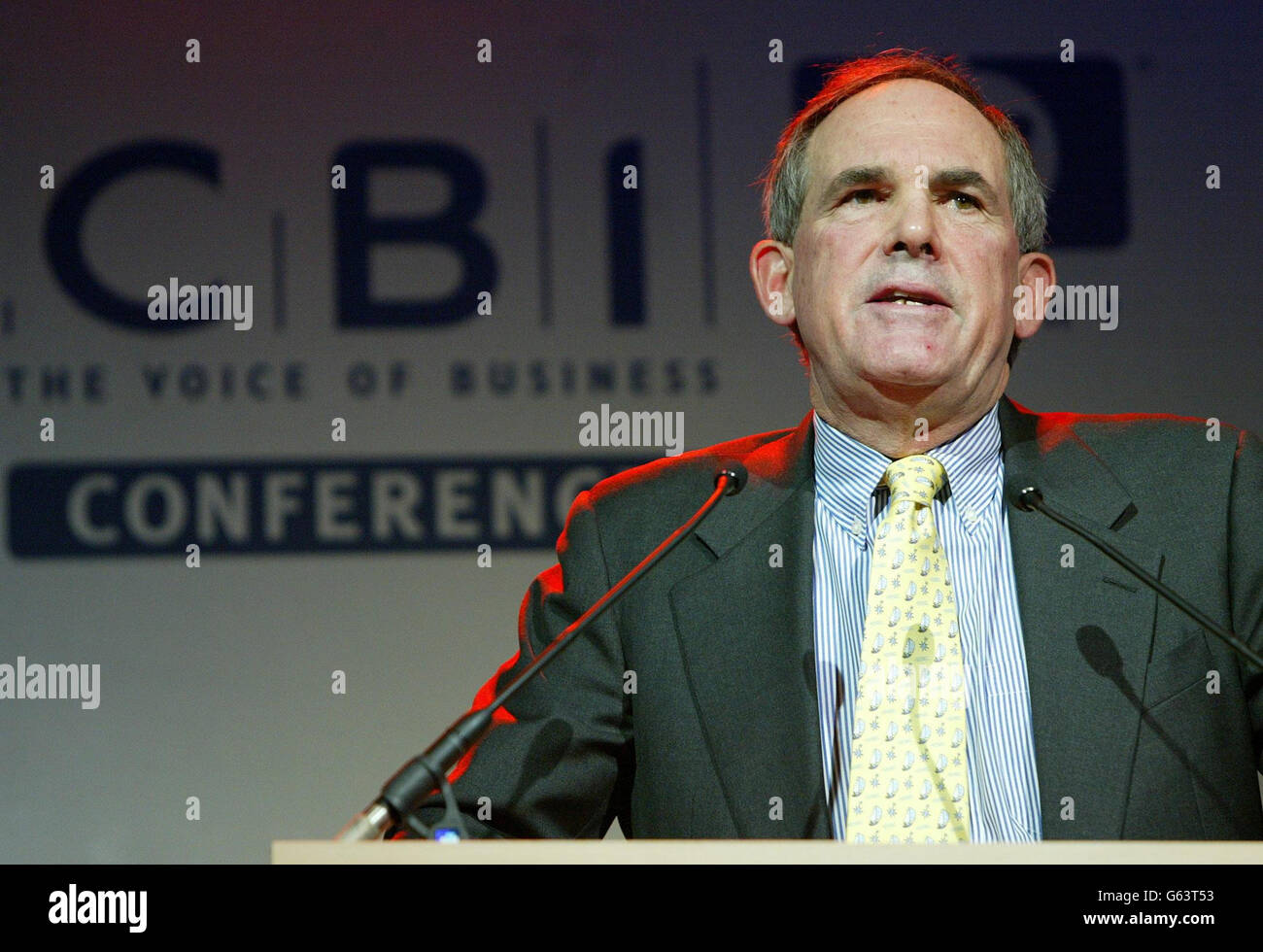Hardwick Simmons, Président-directeur général du marché boursier Nasdaq, prenant la parole à la Conférence CBI au centre G-Mex de Manchester. Banque D'Images