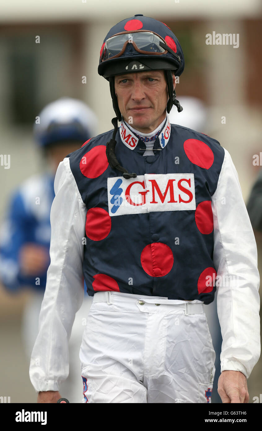 Les courses de chevaux - Portée & SIA Raceday Charité - Newbury Banque D'Images