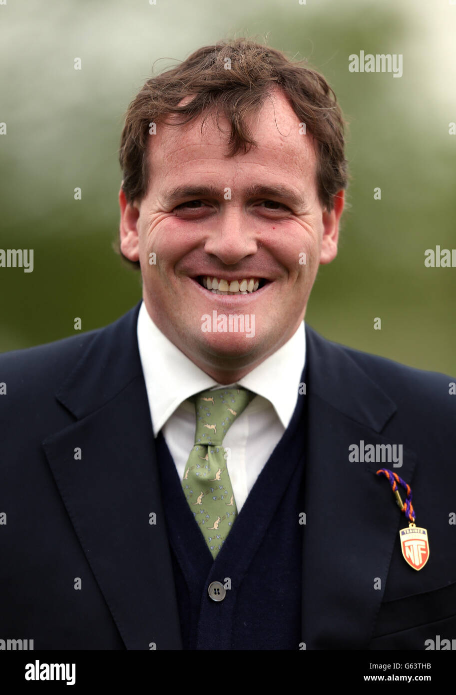 Course hippique - Scope & SIA Charity Raceday - Newbury. Entraîneur Richard Hannon jnr à Newbury. Champ de courses. Banque D'Images