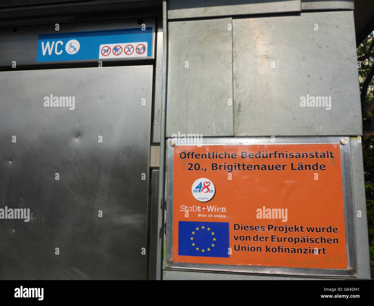Nouvelle installation de toilettes publiques , financé par l'UE, Wien, Vienne, Autriche, Wien, 20. Banque D'Images