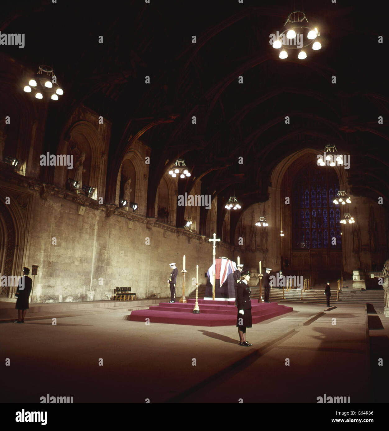 Politique - Sir Winston Churchill située dans l'État - Westminster Hall, Londres Banque D'Images