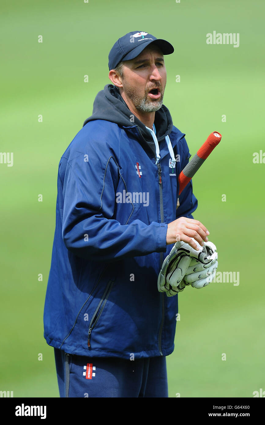 Cricket - LV County Championship - Division One - Day One - Warwickshire v Yorkshire - Edgbaston Banque D'Images