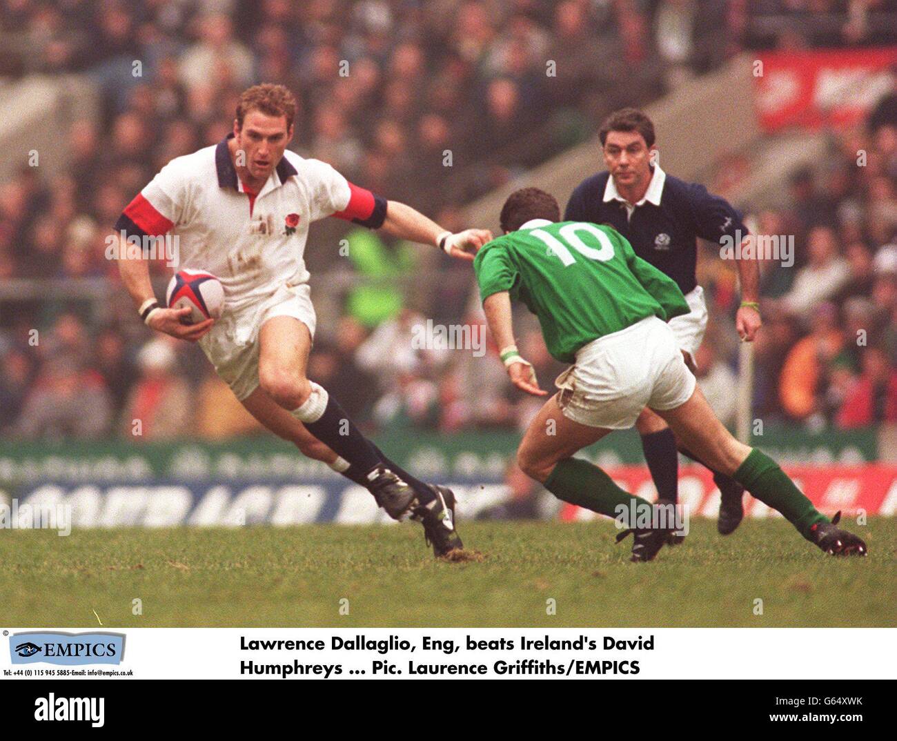 RUGBY UNION - Angleterre / Irlande.Lawrence Dallaglio - l'Angleterre bat David Humphreys - Irlande Banque D'Images