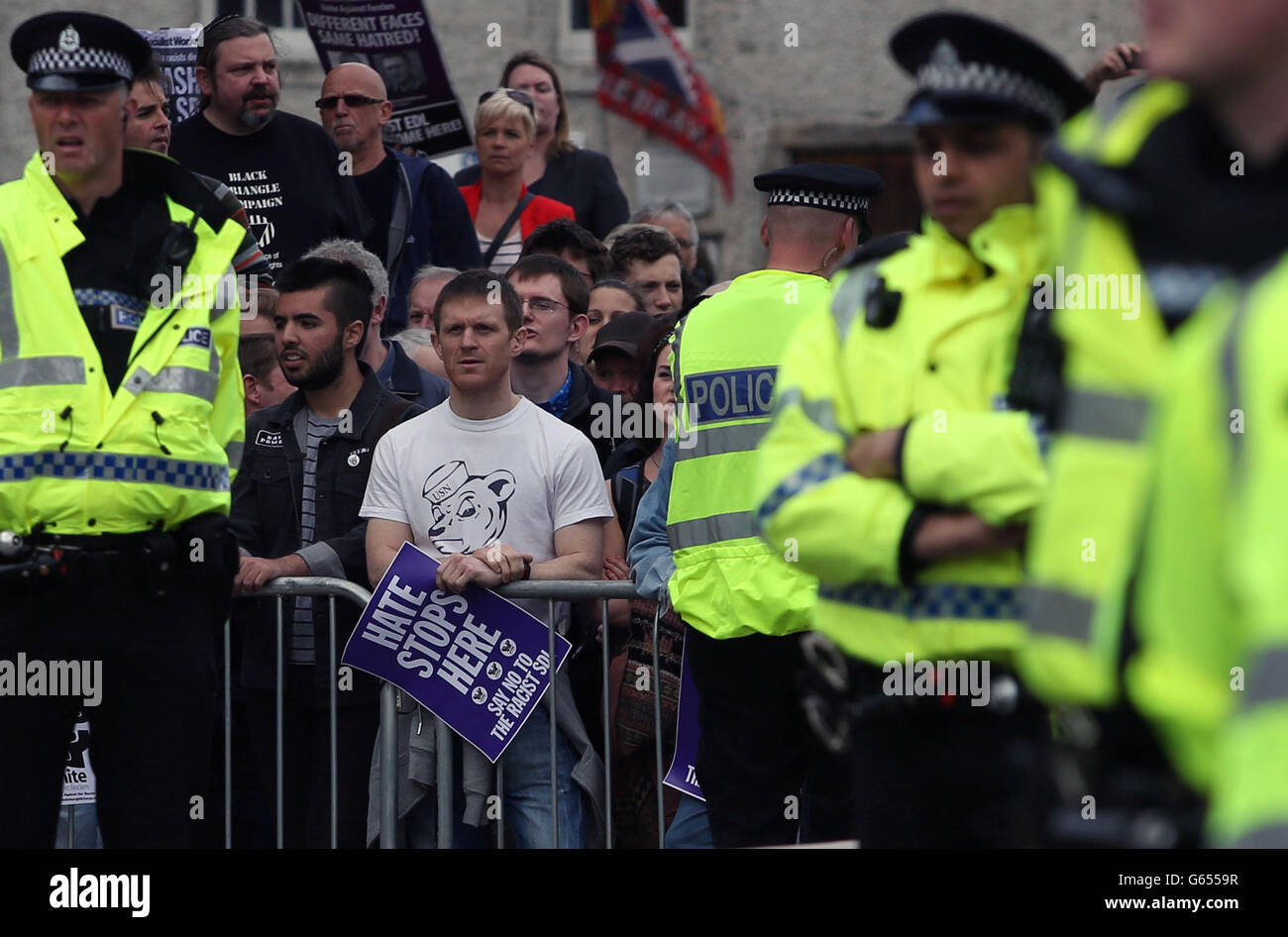 S'unir contre le fascisme protester Banque D'Images