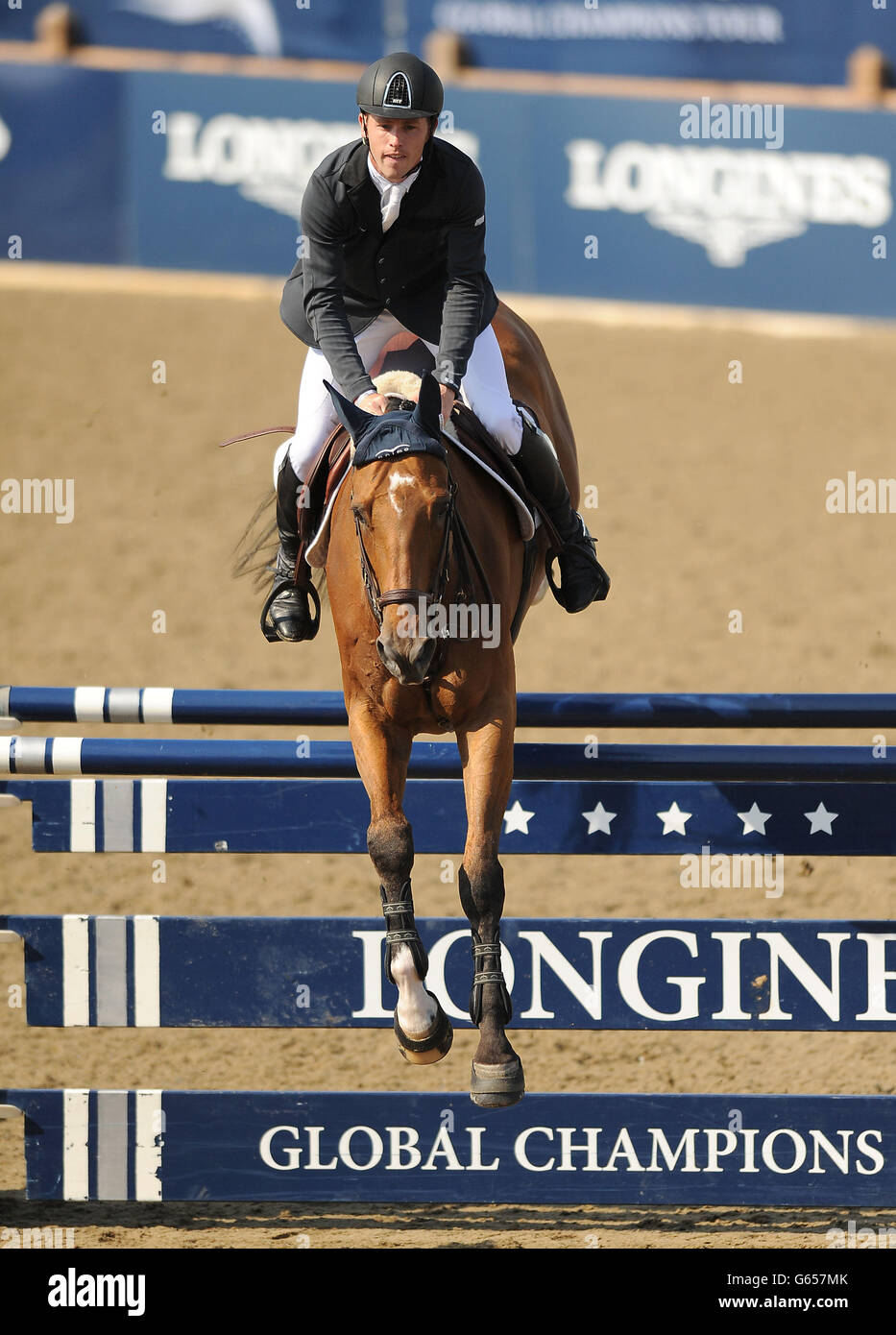 Bonjour Santos, criblé par les sauts Scott Brash en Grande-Bretagne lors du Longines Global Champions Tour au parc olympique de Stratford, Londres. Banque D'Images