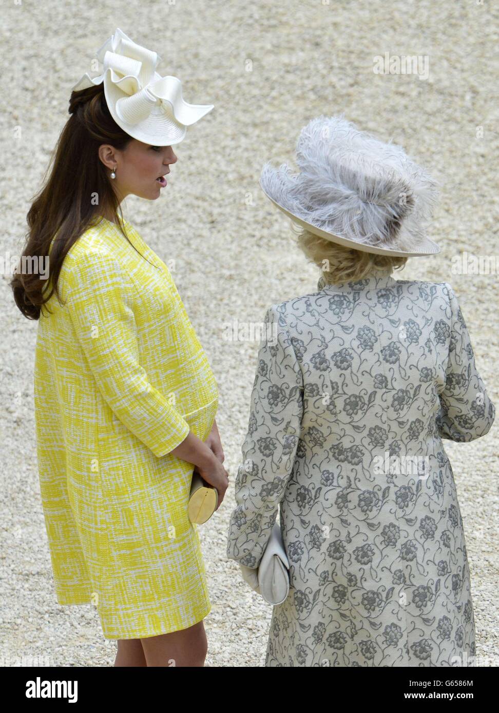 La duchesse de Cornouailles et la duchesse de Cambridge assistent à une Garden Party dans les jardins de Buckingham Palace, centre de Londres, sous l'égide de la reine Elizabeth II Banque D'Images