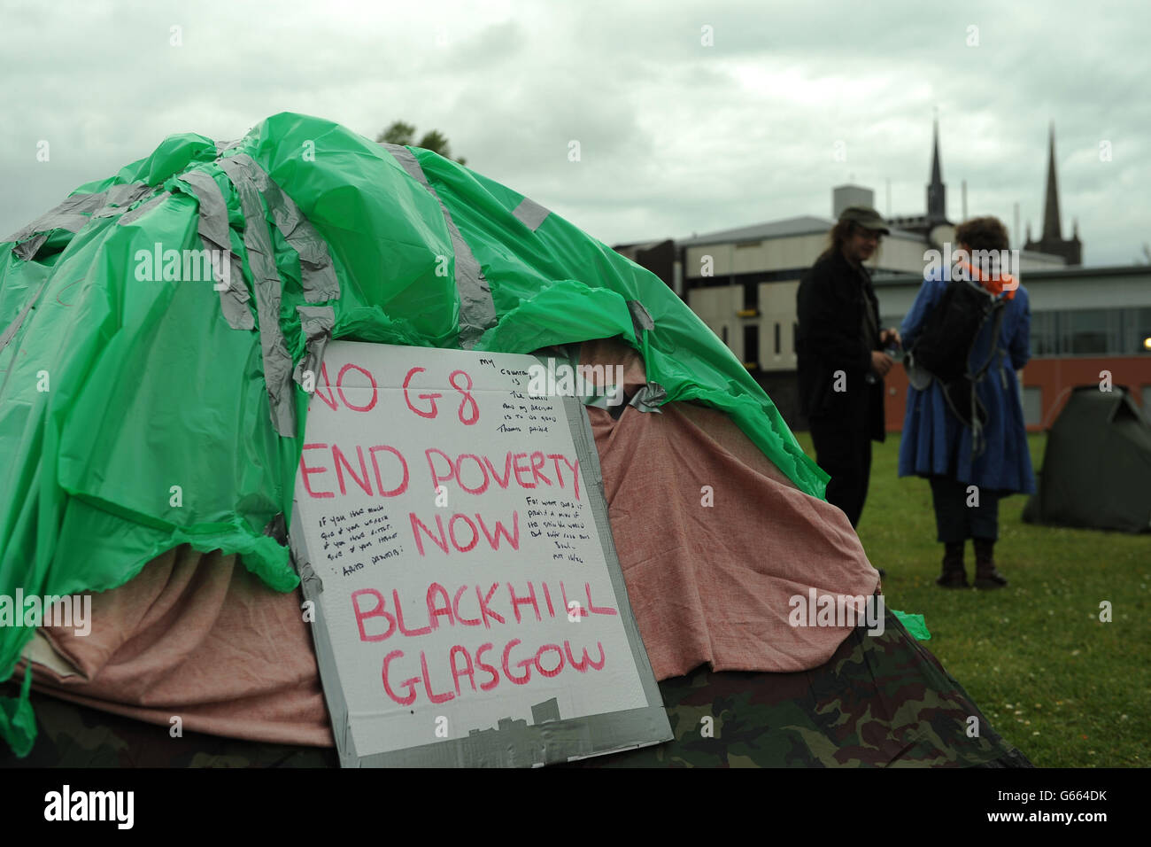 Les manifestants du G8 dans leur camp Make SHIFT à Broadmeadow, à Enniskillen, avant le sommet du G8. Banque D'Images