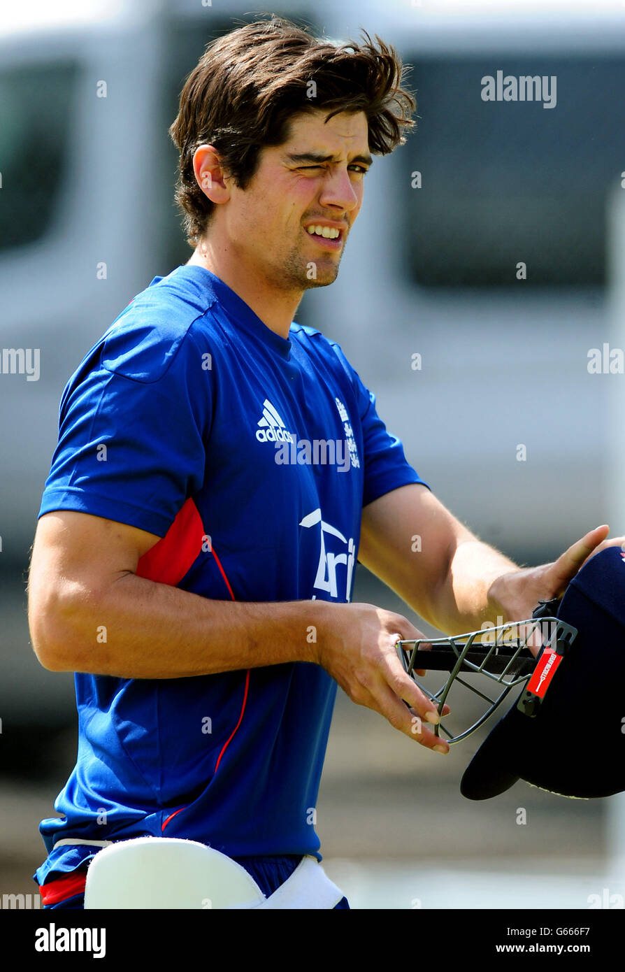 Cricket - ICC Champions Trophy - Angleterre v Australie - Angleterre nets - Edgbaston.Alastair Cook pendant la séance de filets au terrain de cricket Edgbaston, Birmingham. Banque D'Images