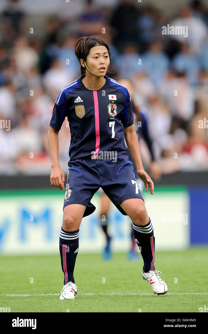 Football - femmes International friendly - Angleterre / Japon - Pirelli  Stadium. Kozue Ando, Japon Photo Stock - Alamy