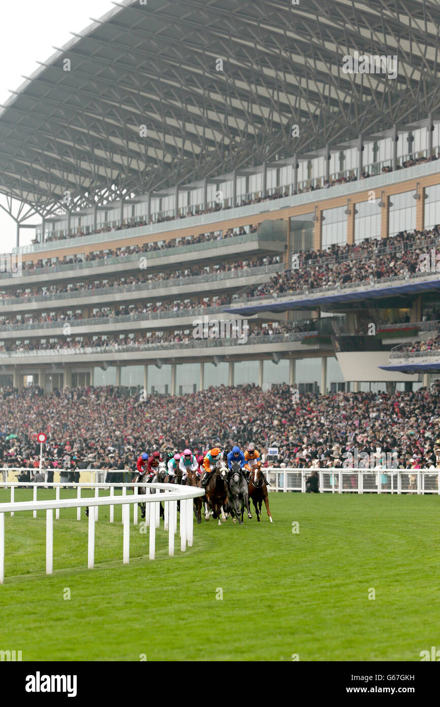 Les courses de chevaux - Le Royal Ascot 2013 - Jour trois - Ascot Racecourse Banque D'Images