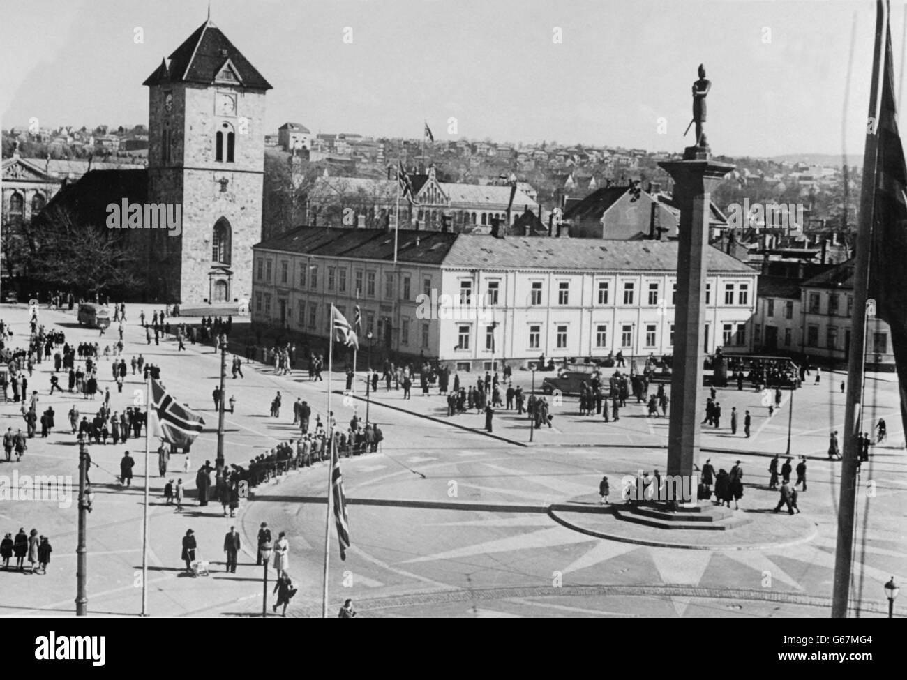 La statue de l'olau Tryguasen sur la place principale de Trondheim. Banque D'Images