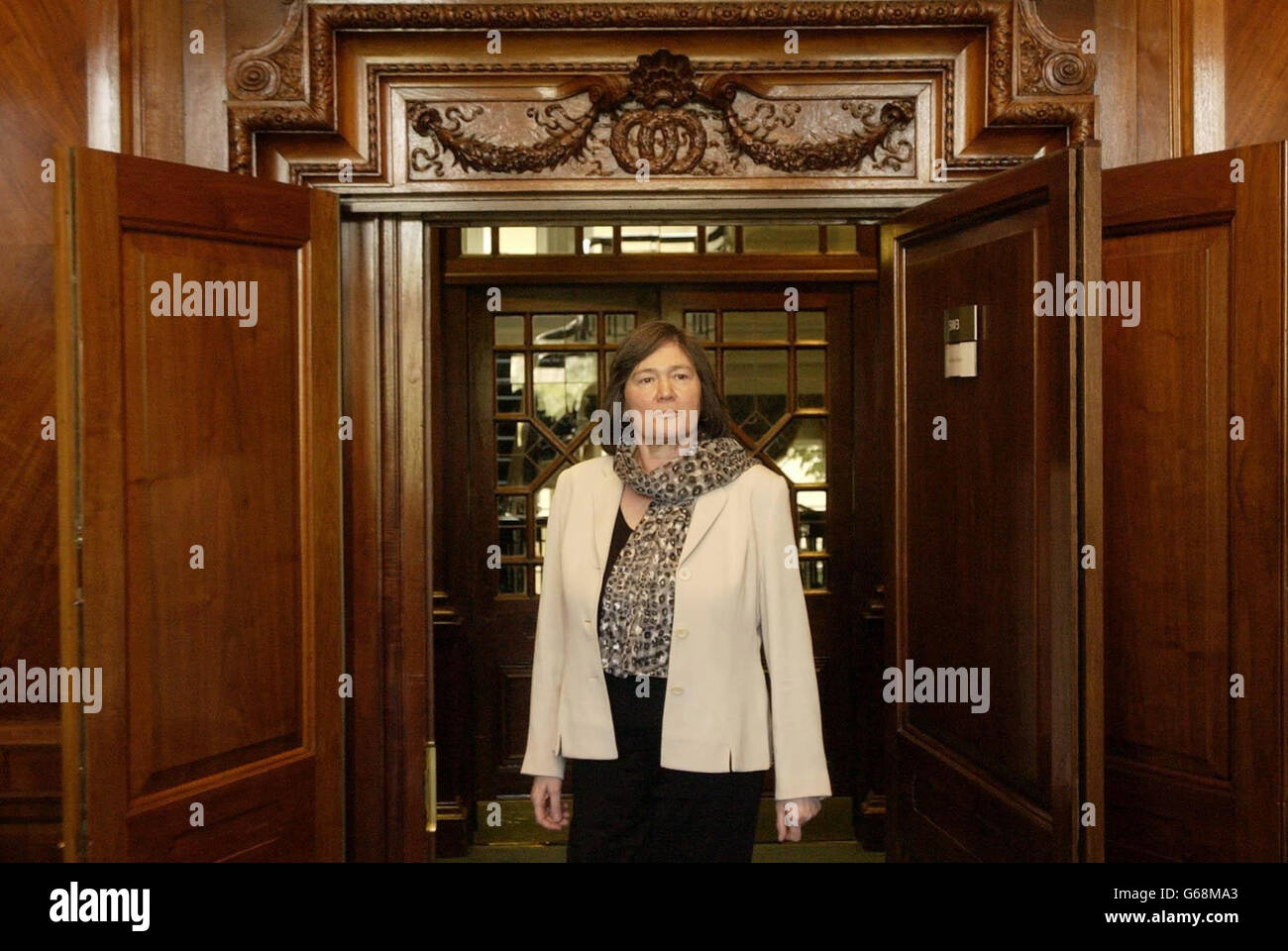 Claire Short - de ne pas démissionner Banque D'Images