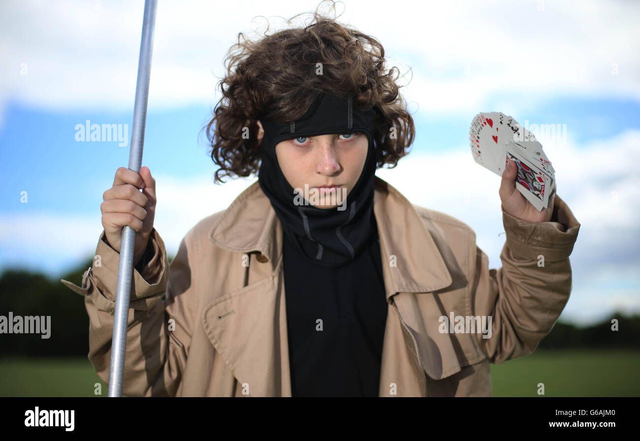 Ryan Francis comme Gambit du X-men, l'un des participants à l'événement Dubin Comic con au National Show Center de Dublin. Banque D'Images