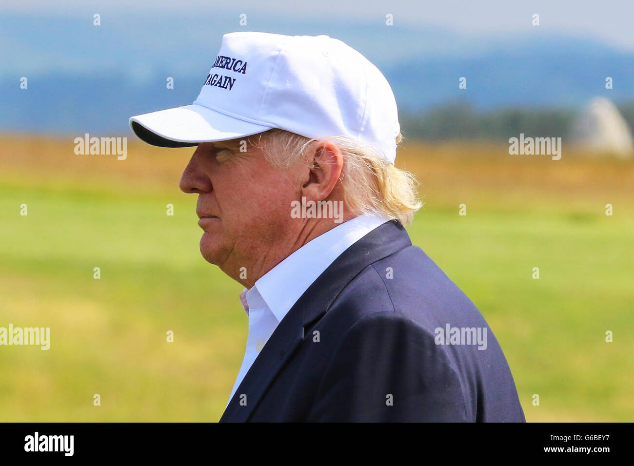 Donald Trump a photographié à l'ouverture d'Ailsa Golf, Trump Turnberry, Ayrshire, Scotland Banque D'Images