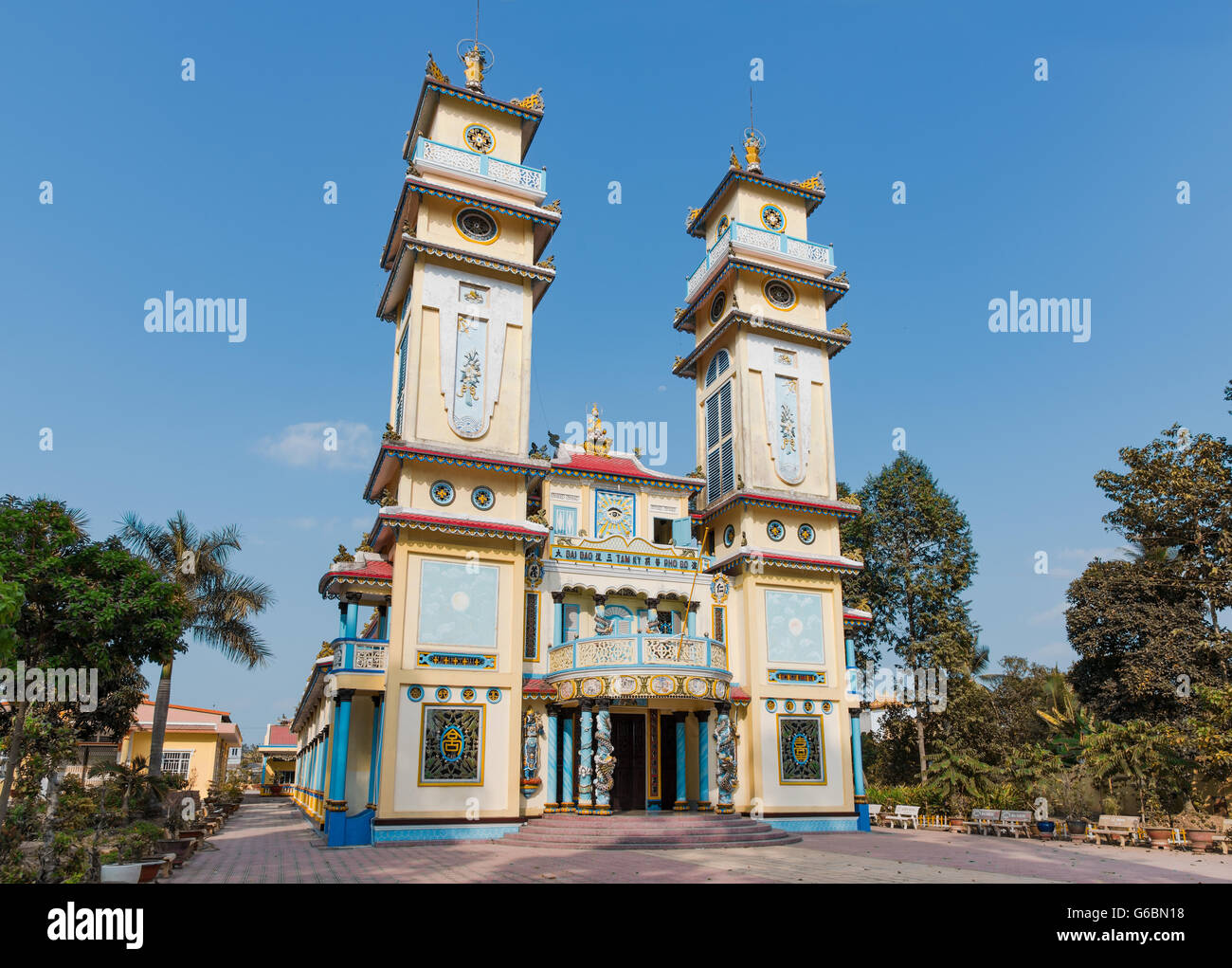 Temple de Cao Dai à Cao Lanh, capitale de la province de Dong Thap au Vietnam. Banque D'Images