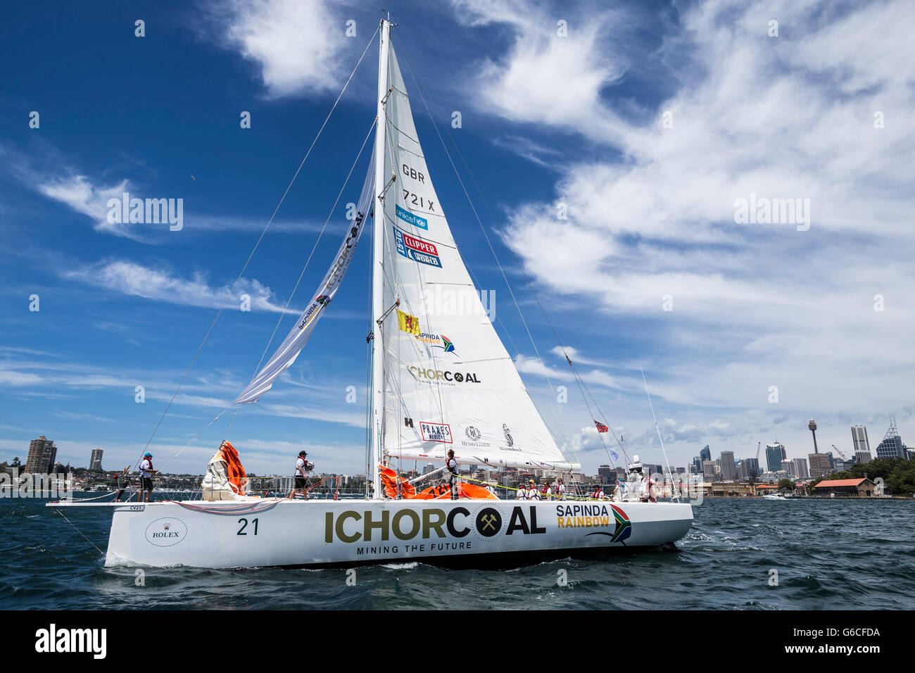 Clipper Round the World Yacht Race concurrent IchorCoal au début de la Rolex Sydney to Hobart 2015. Banque D'Images